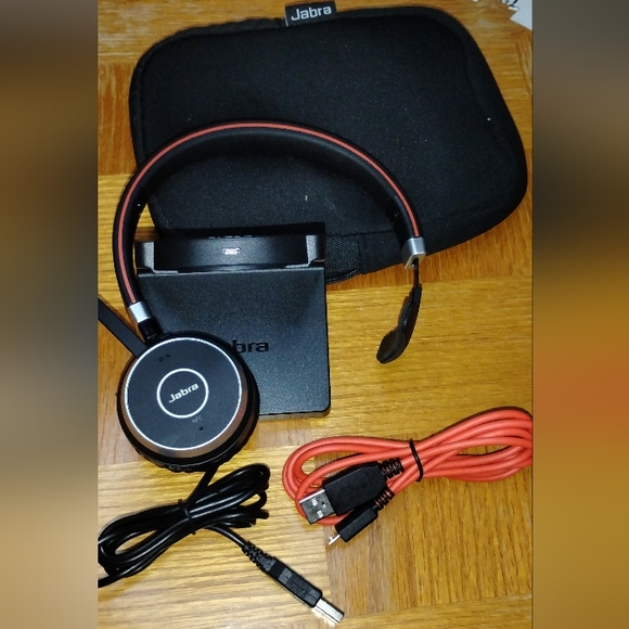 Jabra Evolve 65 Mono Wireless Bluetooth Headset With Charging Base HSC018W - Picture 2 of 8